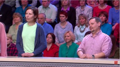 Муж привел рослую жену на «Модный приговор», потому что она не носит каблуки. Как переодели стилисты